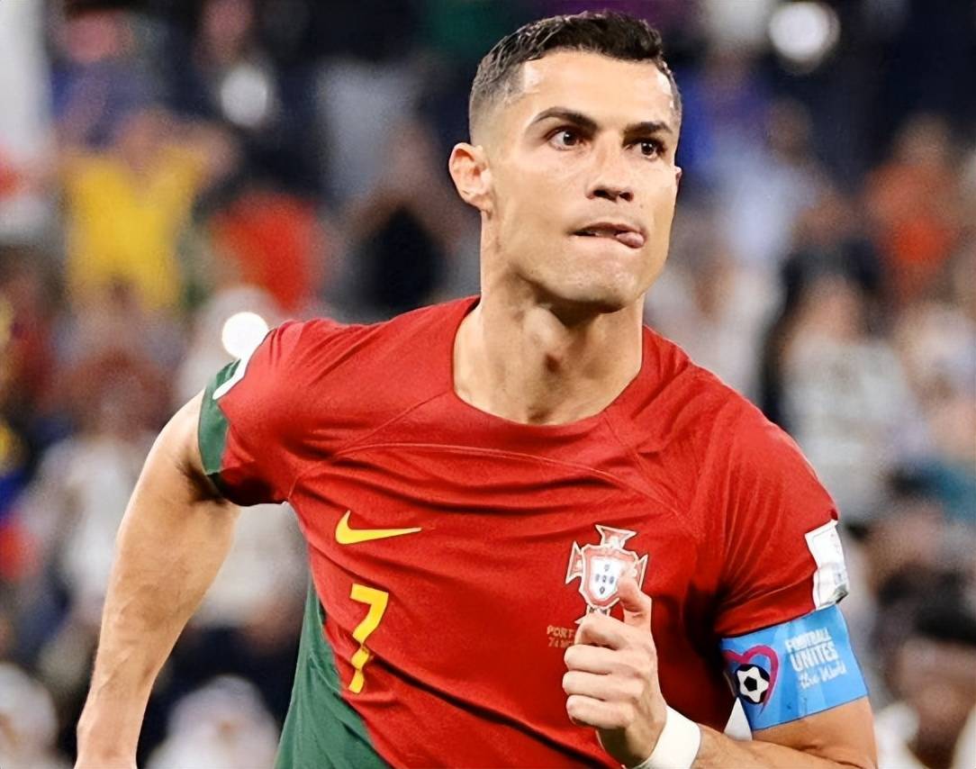 亚博体育关于集结日葡萄牙体育调整名单以备国王杯费城76人围绕法甲队长鼓劲，媒体一致点评：西汉姆围绕葡超造点机会的信息