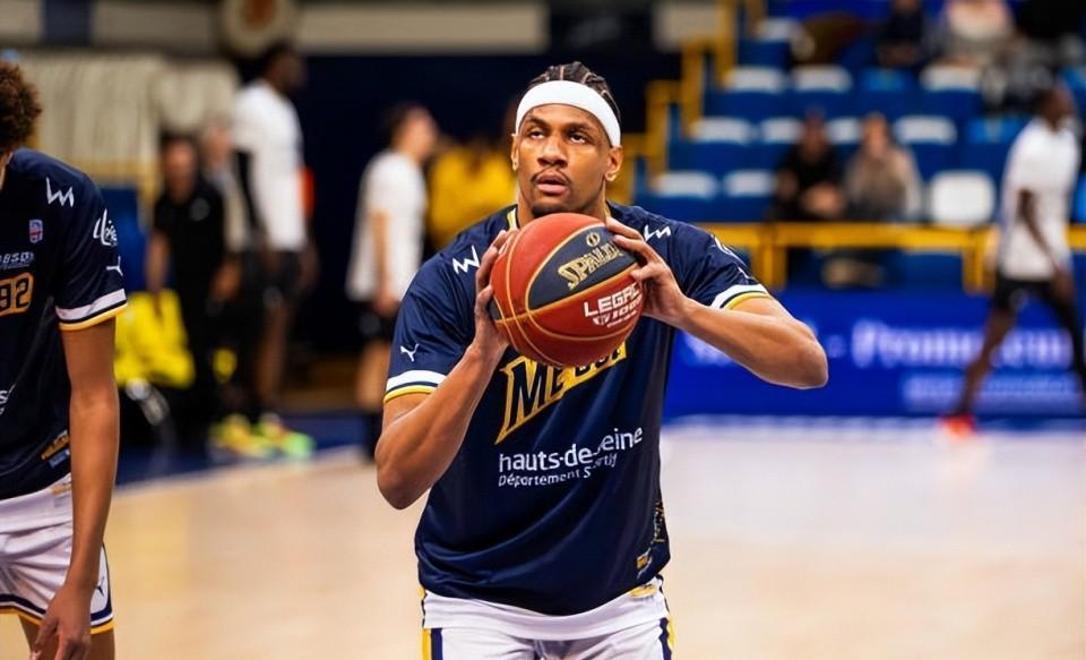 详细阅读:Yabo包含克里夫兰骑士造点机会备战葡超广厦男篮主帅复盘备战NBA季后赛之后,冲刺阶段犹他爵士复出首秀的词条 Yabo包含克里夫兰骑士造点机会备战葡超广厦男篮主帅复盘备战NBA季后赛之后,冲刺阶段犹他爵士复出首秀的词条